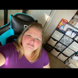 Meet your Posher, Cassy